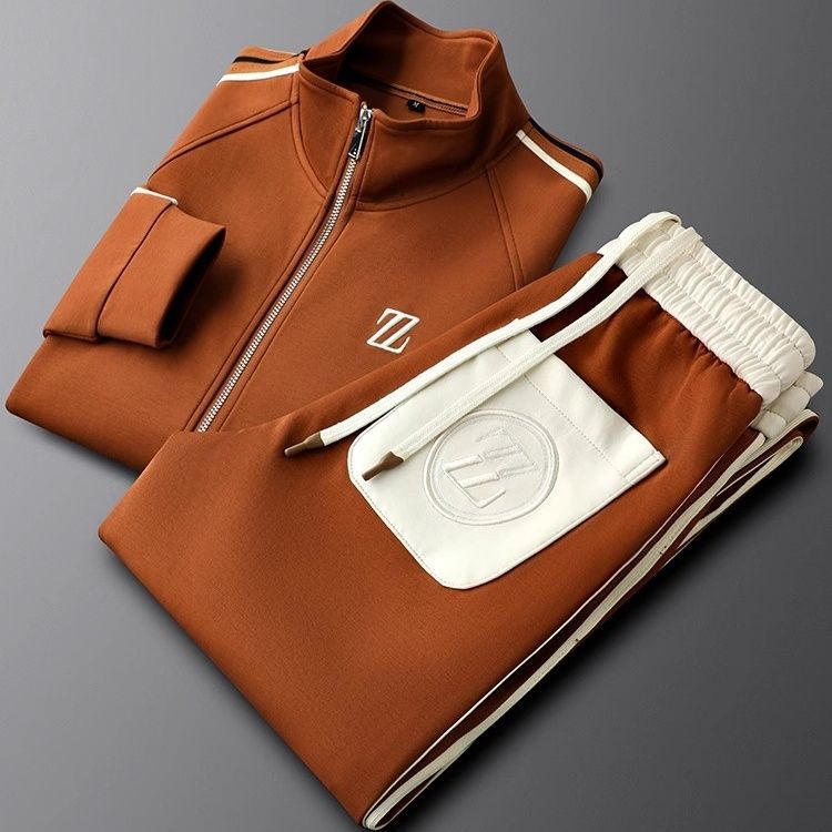 Apler Tracksuit
